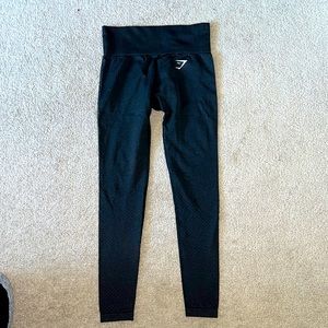 Gym shark Leggings - used twice - vital seamless leggings - black natal - small
